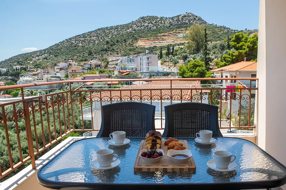 Family Holiday in Tolo