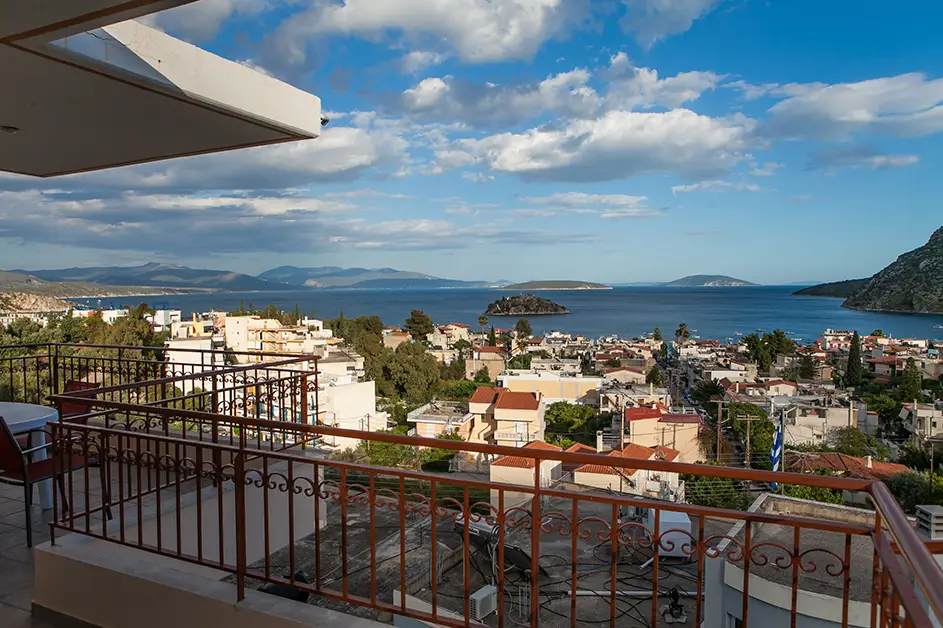 Twin Beds Sea View Tolo