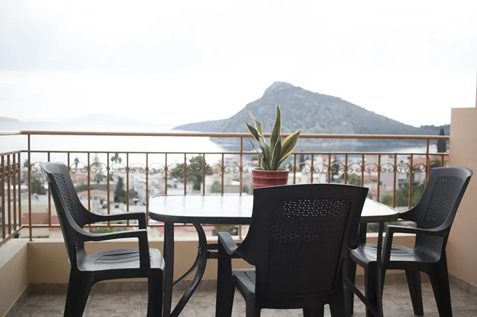 Tolo Apartments Equipped